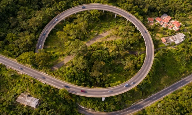 Doble calzada faltante entre el Eje Cafetero y el Valle define futuro de la concesión vial
